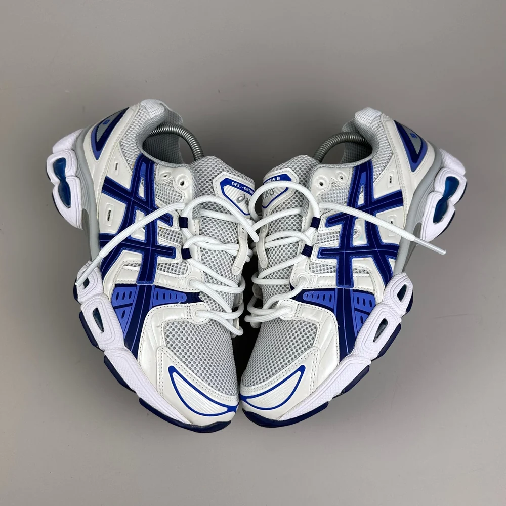 GEL Nimbus 16 — Blanc / Bleu cobalt