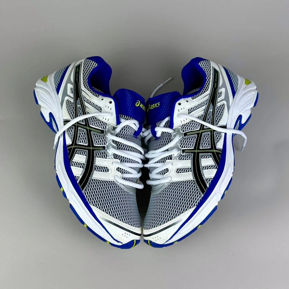 GEL Nimbus 16 — Blanc / Bleu roi / Noir