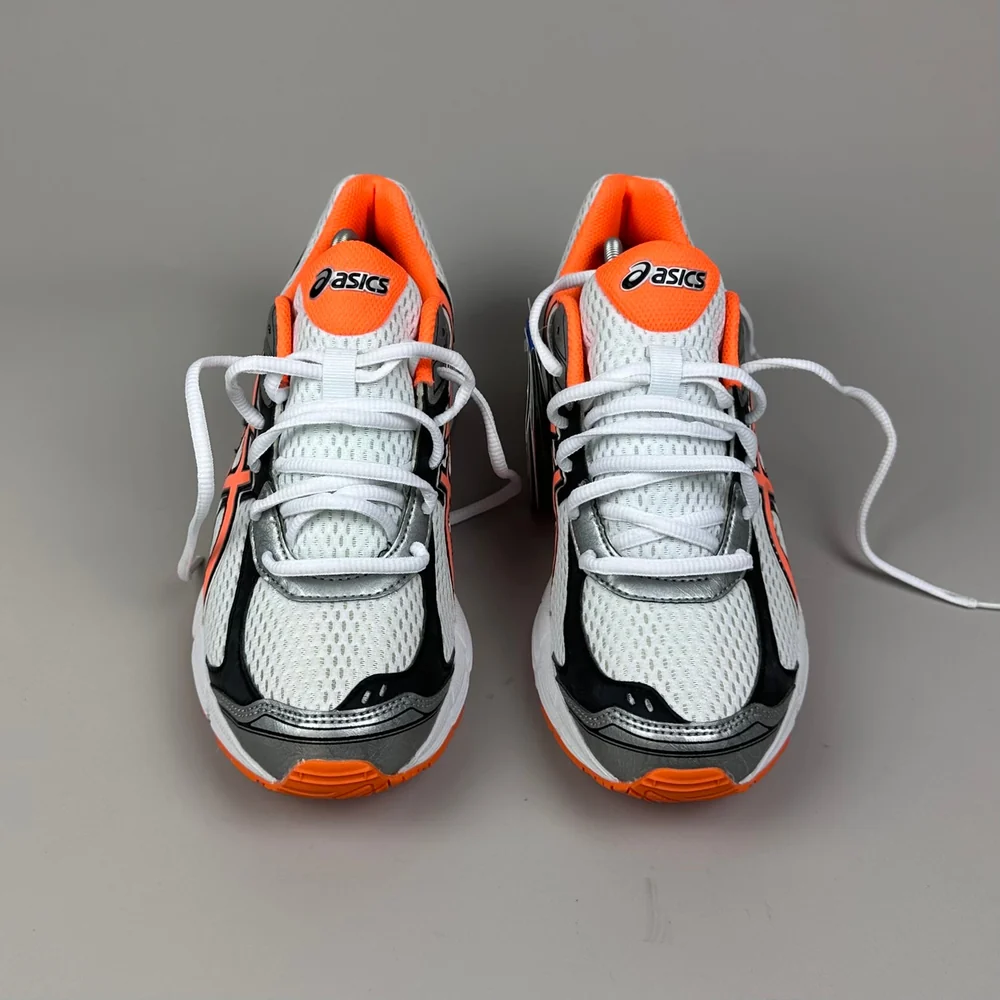 GEL Nimbus 16 — Blanc / Orange