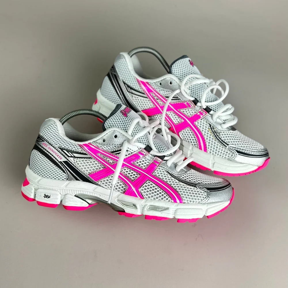 GEL Nimbus 16 — Blanc / Rose fluo