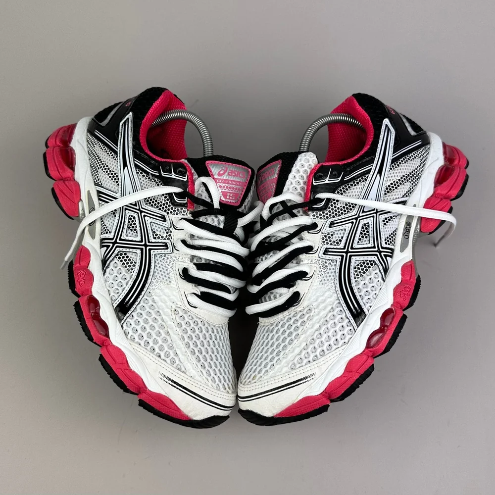 GEL Nimbus 16 — Blanc / Rose