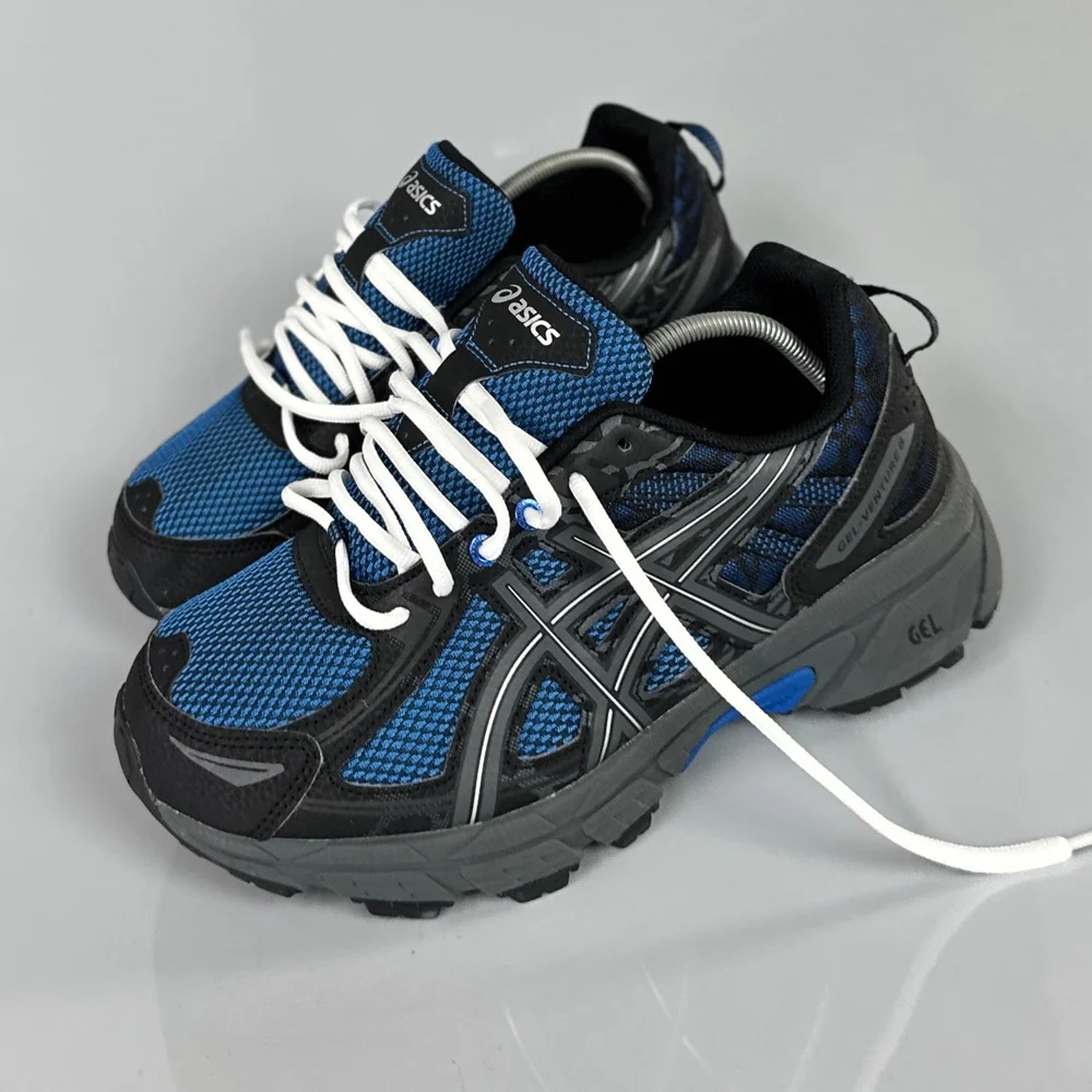 GEL Nimbus 16 — Bleu / Noir