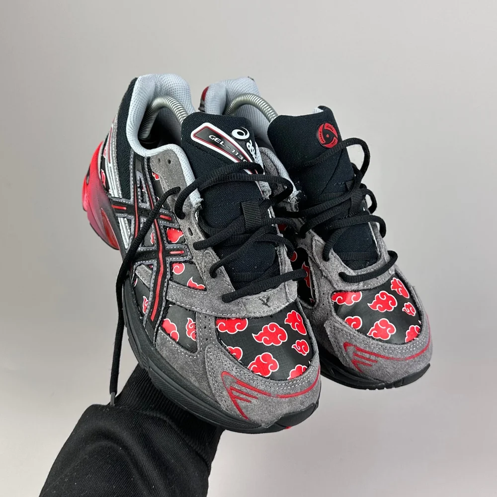 GEL Nimbus 16 — Gris / Rouge