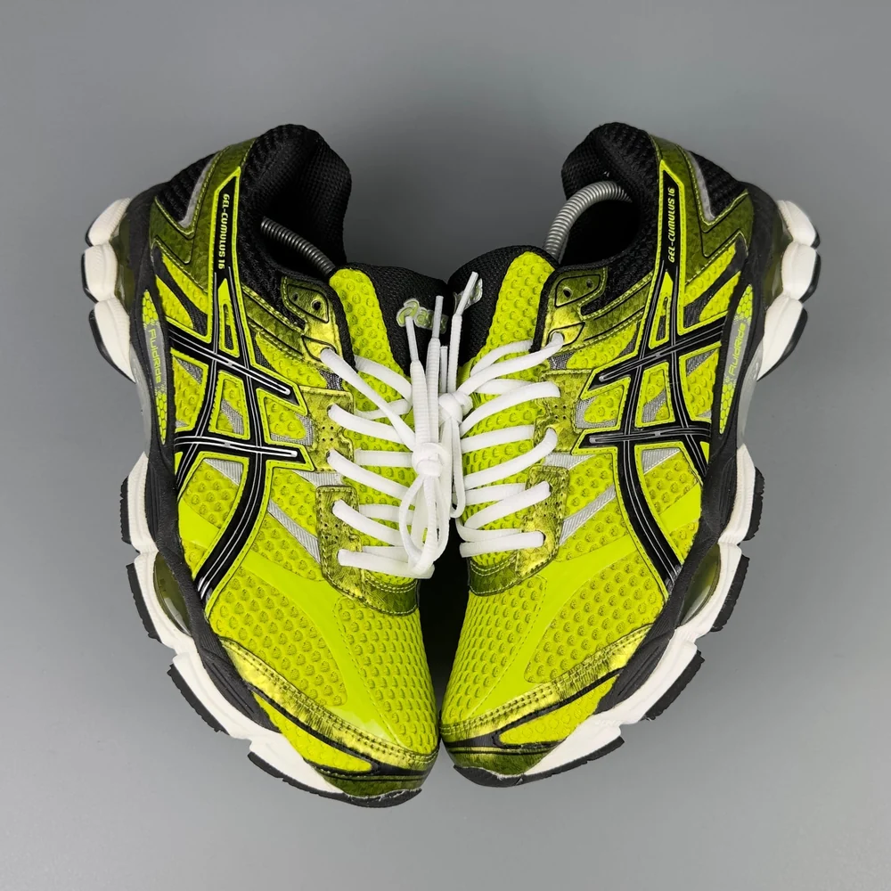 GEL Nimbus 16 — Jaune citron / Noir / Crème