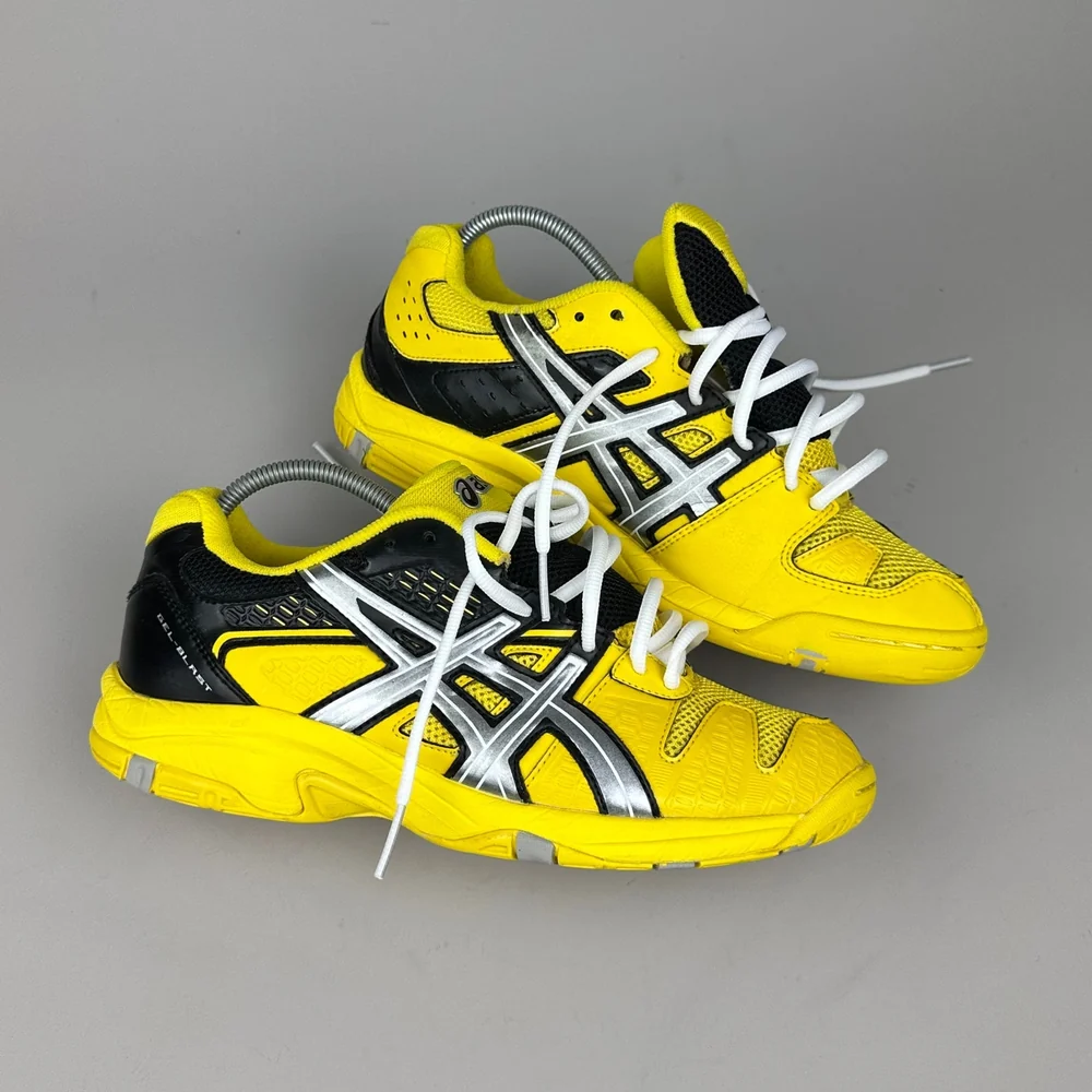 GEL Nimbus 16 — Jaune / Noir