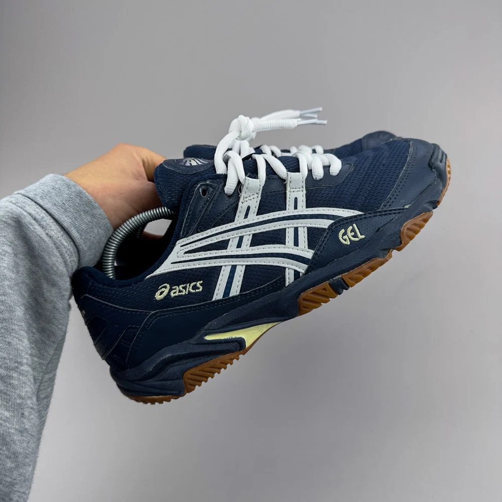 GEL Nimbus 16 — Marine / Blanc
