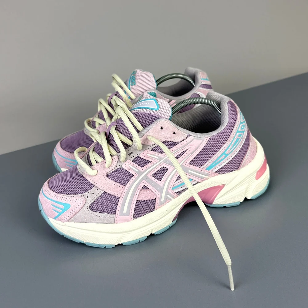 GEL Nimbus 16 — Parme / Rose