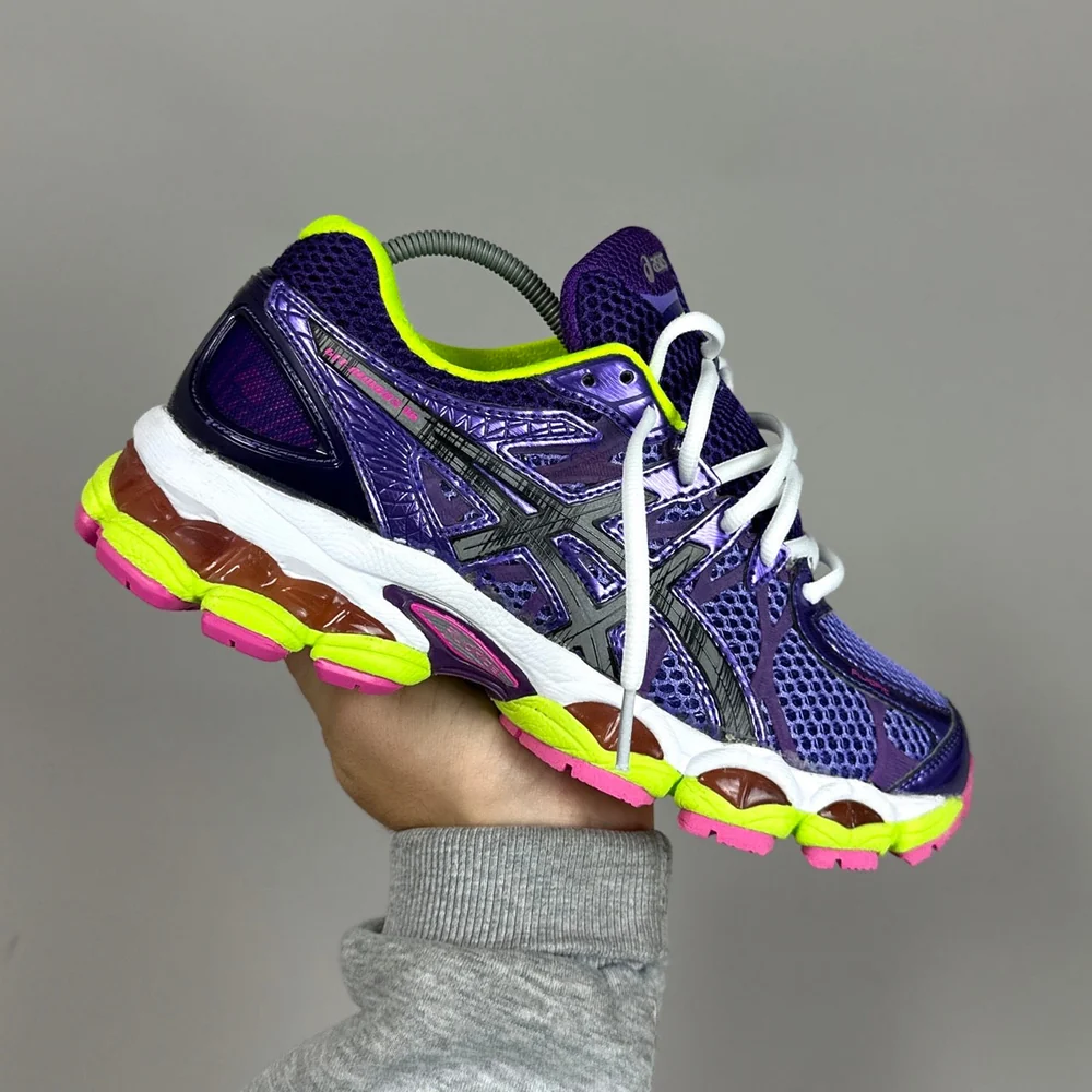 GEL Nimbus 16 — Violet / Citron / Rose fluo