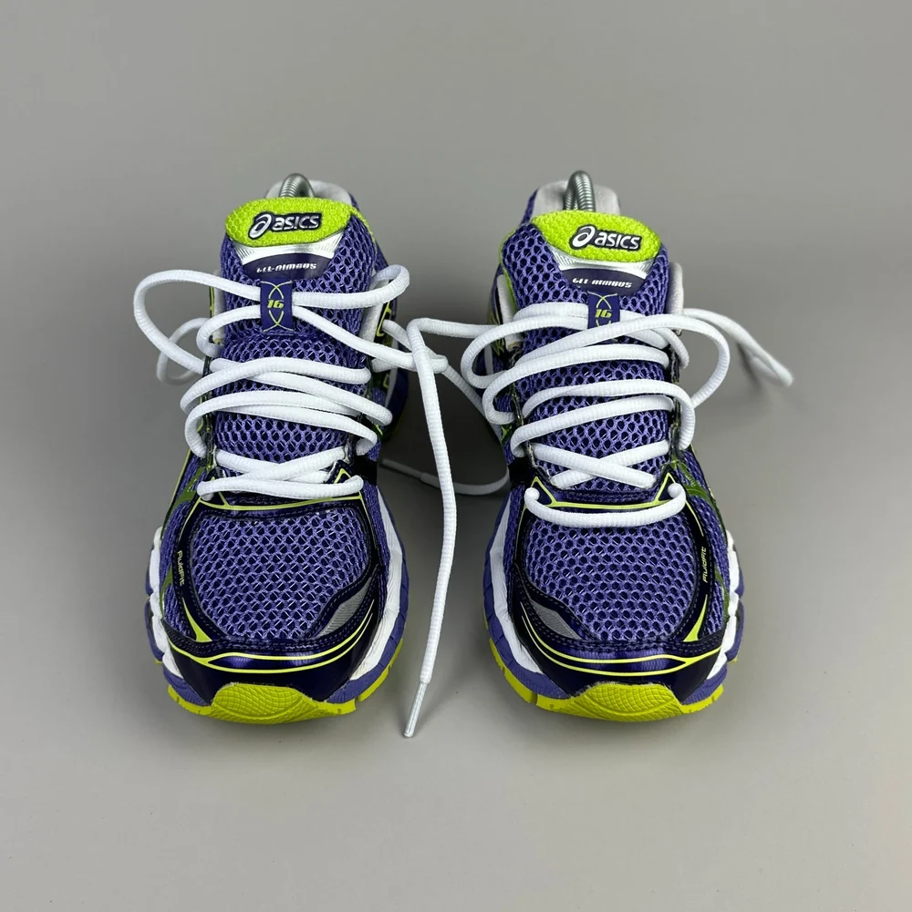 GEL Nimbus 16 — Violet indigo / Vert citron